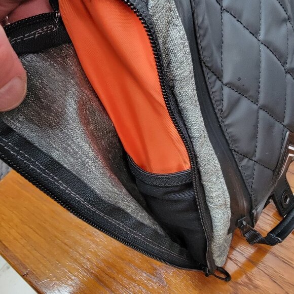 Standard Pacific Hanging Dopp Kit Toiletry Bag | Quilted Black & Gray | NWT - Picture 10 of 12